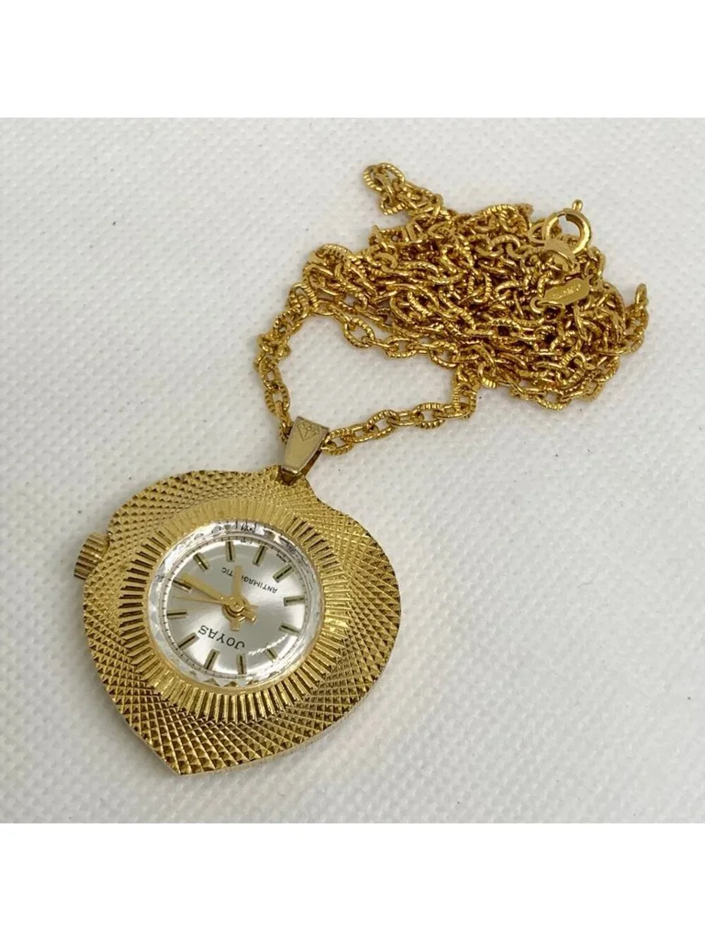 Vintage Joyas antimagnetic mechanical heart shaped pendant pocket watch works